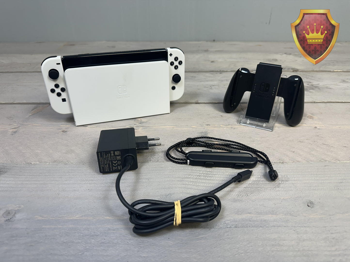 Nintendo Switch OLED 64GB Wit met 128GB SD kaart