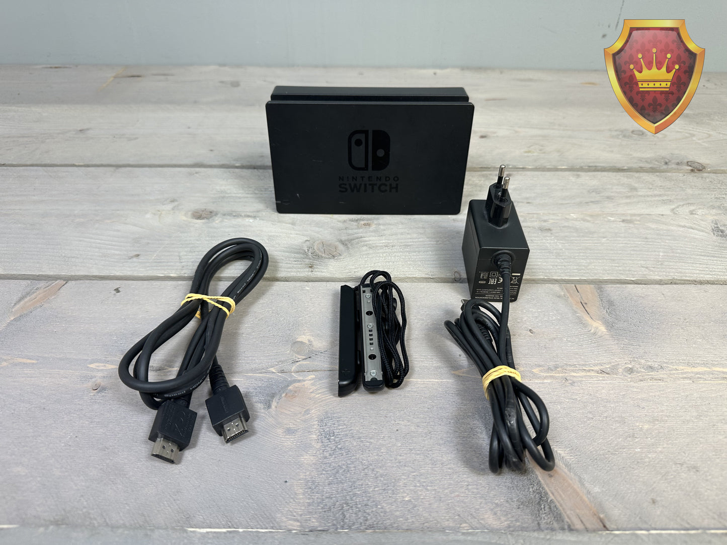 Nintendo Switch V2 128GB SD Luigi's Mansion 3 Compleet
