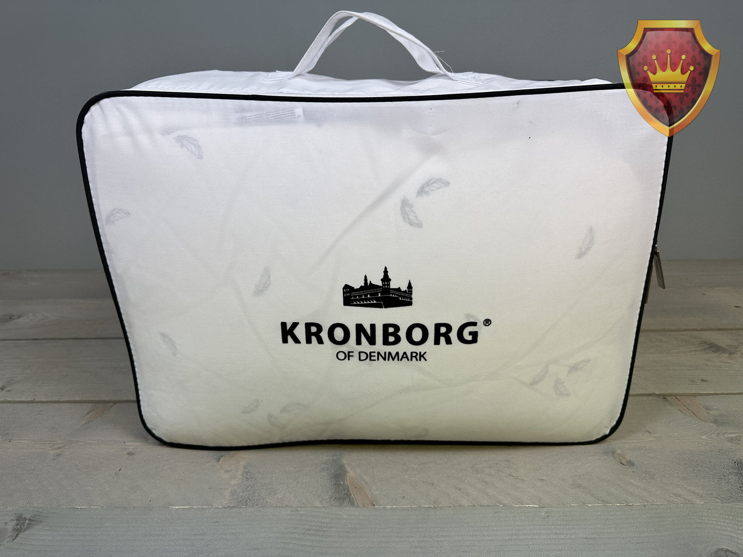 Kronborg Beito Goose Down Duvet Gold 200x220 Extra Warm