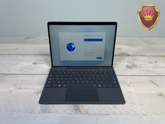 Microsoft Surface Pro 11th Edition Intel Core Ultra 5 236V, 16 GB ram, 256 GB SSD + toetsenbord + case + garantie