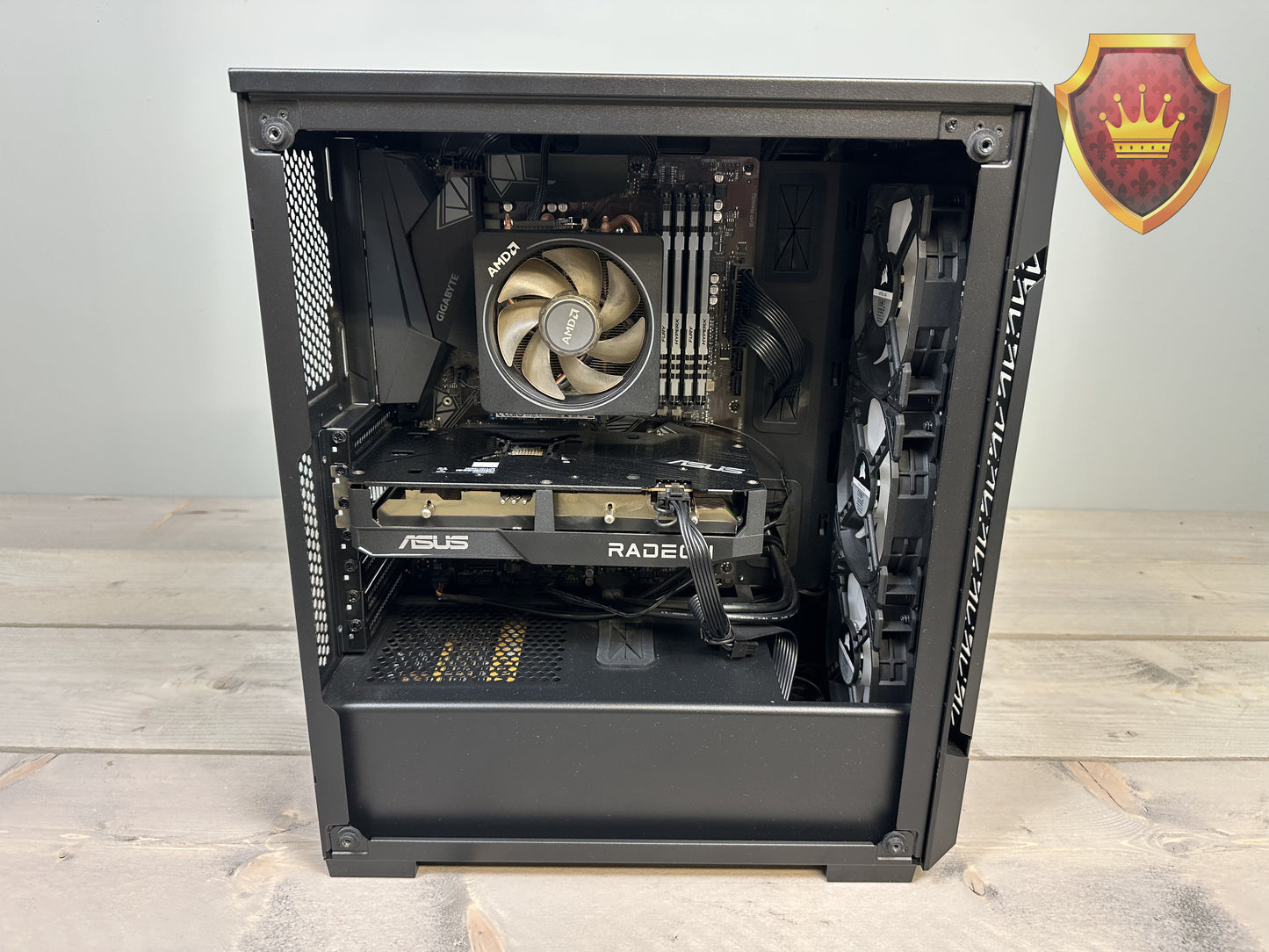 Gaming PC AMD Ryzen 7 3700X, 32GB,  GIGABYTE B550 GAMING X, AMD RX 6600, 2TB NVMe SSD