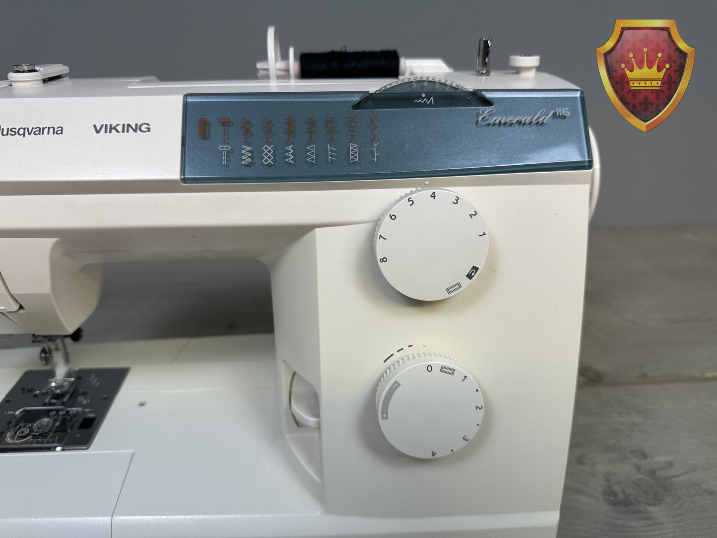 Husqvarna Viking Emerald 116 naaimachine
