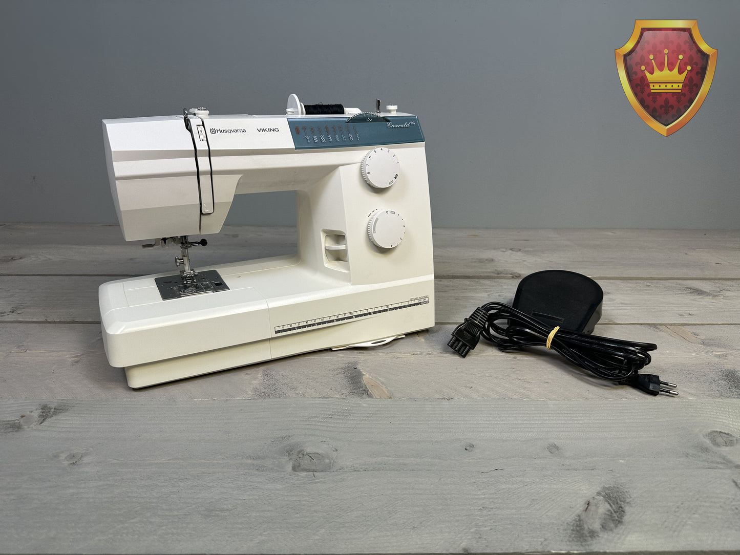 Husqvarna Viking Emerald 116 naaimachine