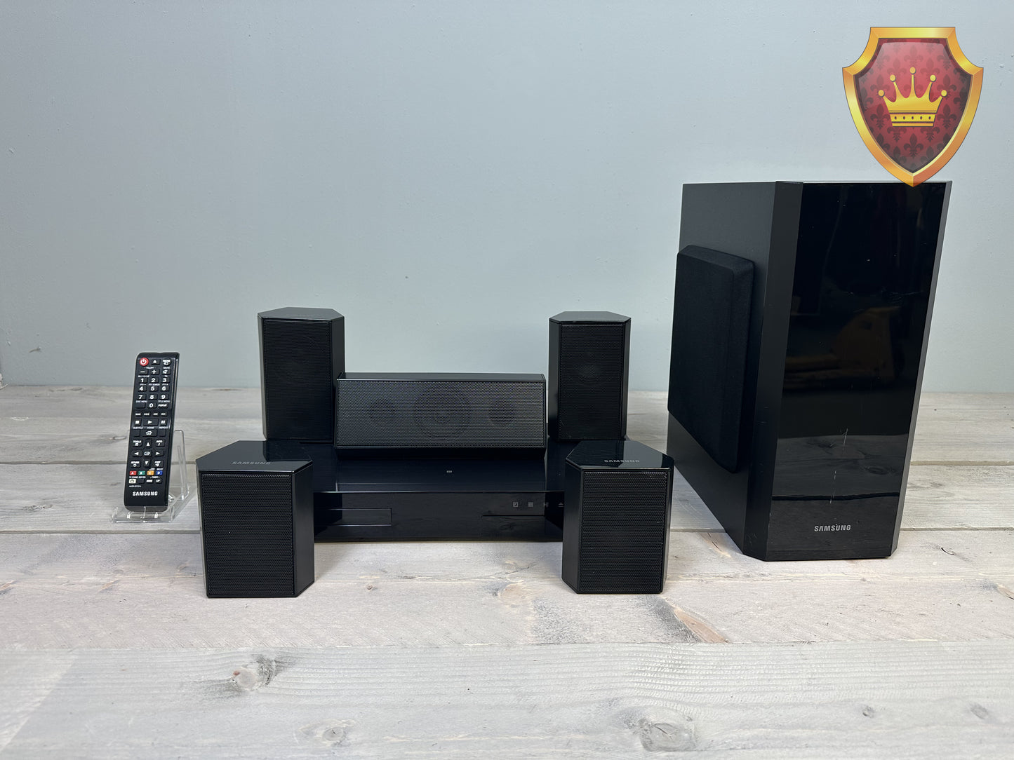 Samsung HT-H5500 home cinema set + Sony Bravia 3D tv