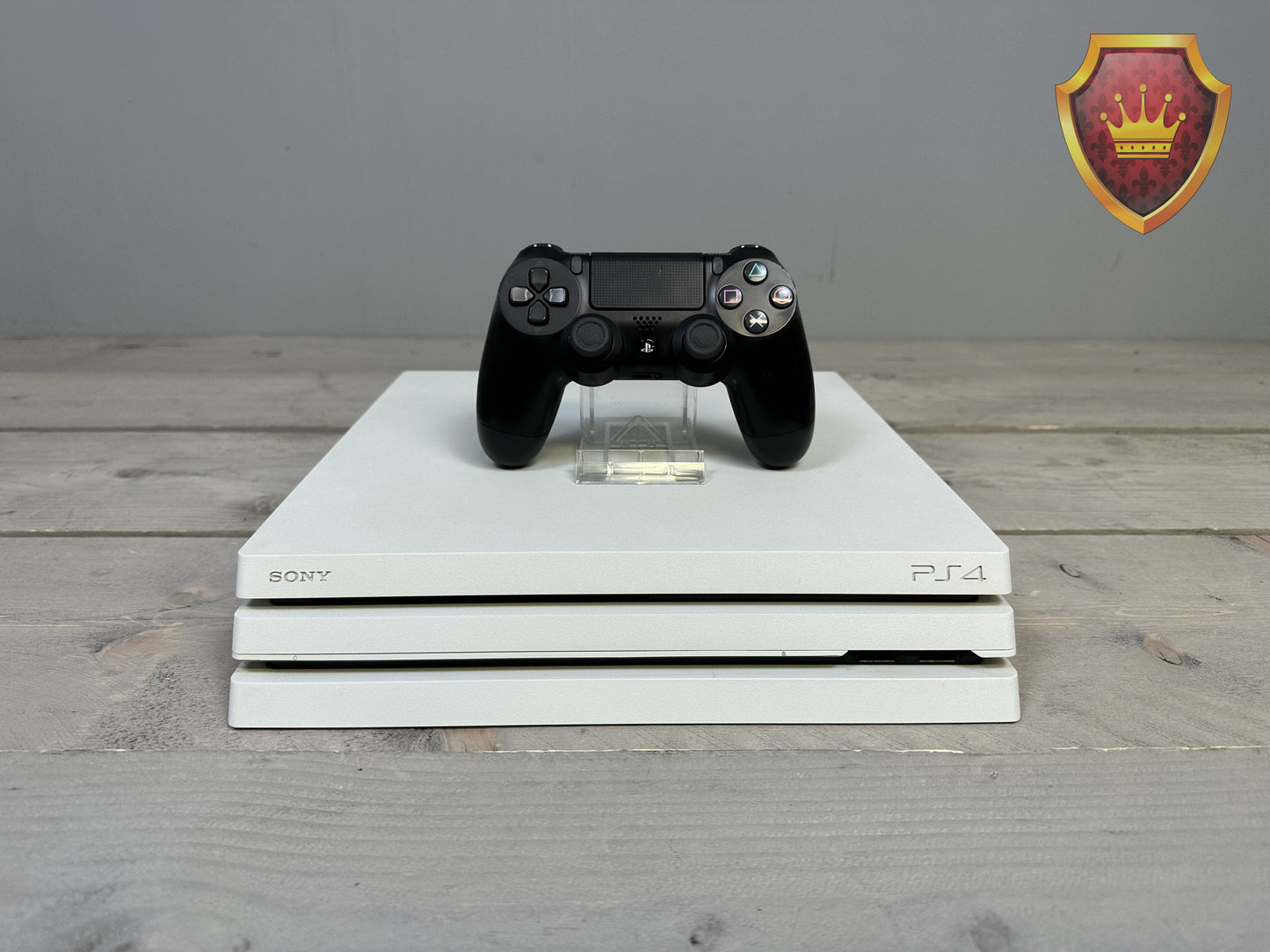 Sony PlayStation 4 Pro 1TB Glacier White CUH-7016B