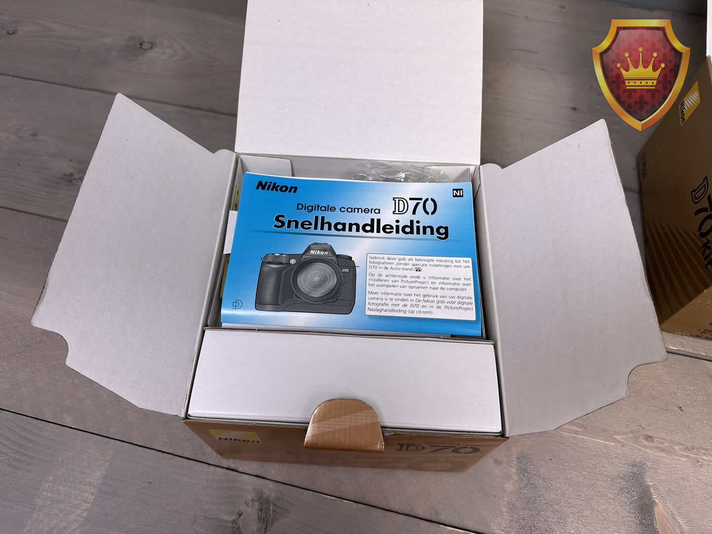 Nikon D70 DSLR Camera Kit 28-80mm Nieuw in Doos