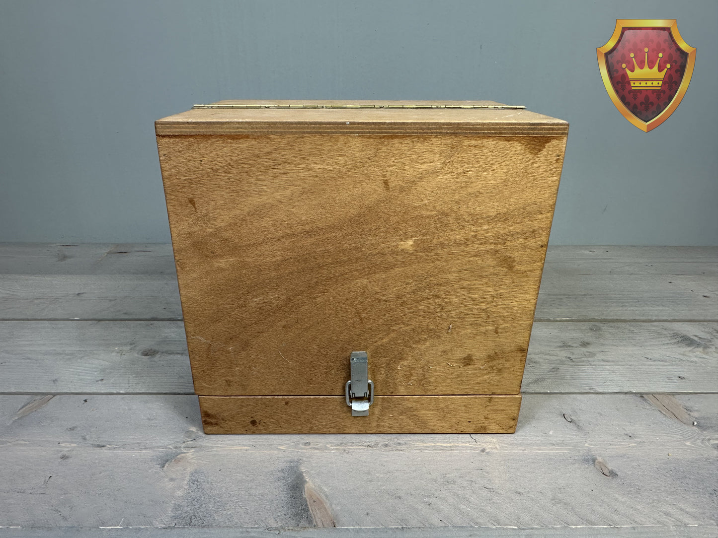 Makita RP0910 Bovenfrees 900W Met Frezenset en Kist