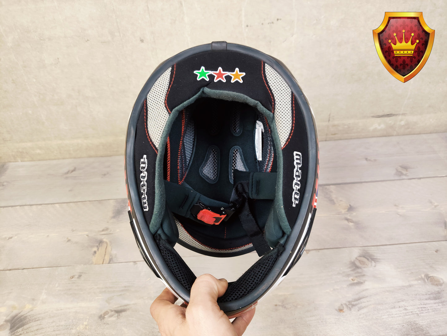 Red Bull motorhelm met vizier