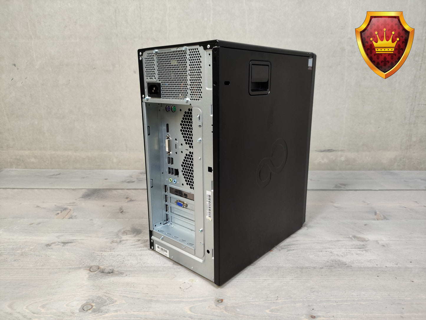 Fujitsu Esprimo i7 9th gen 16GB 256GB met Quadro P400