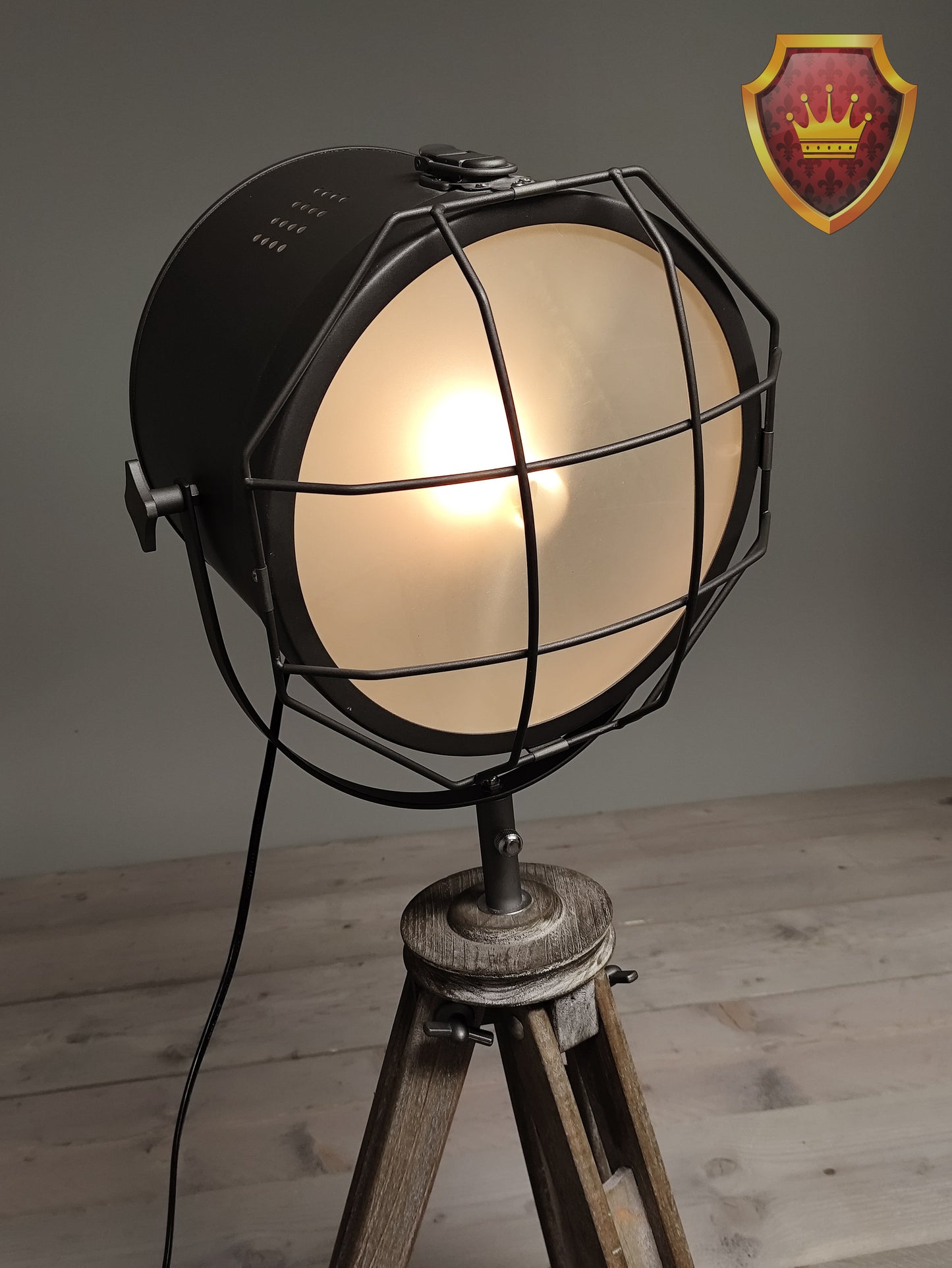 Industriële vloerlamp tripod hout met metalen kap