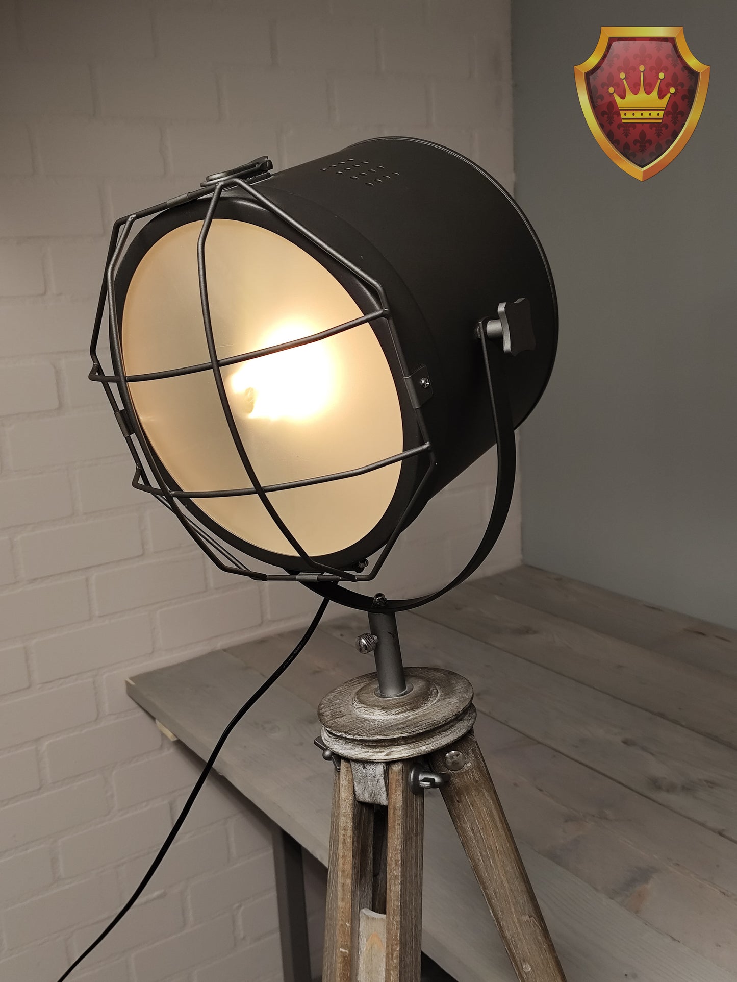 Industriële vloerlamp tripod hout met metalen kap