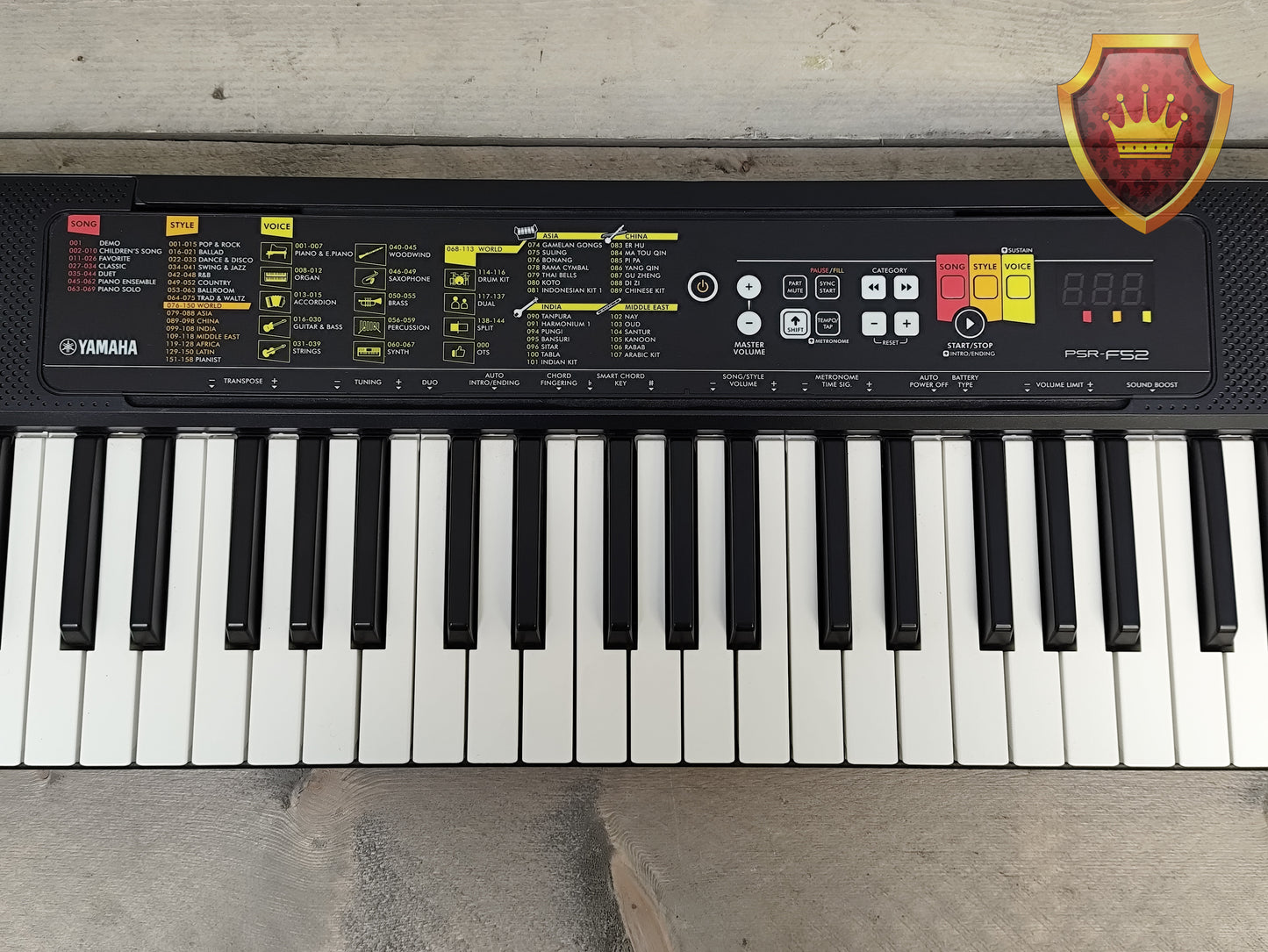 Yamaha PSR-F52 keyboard met standaard