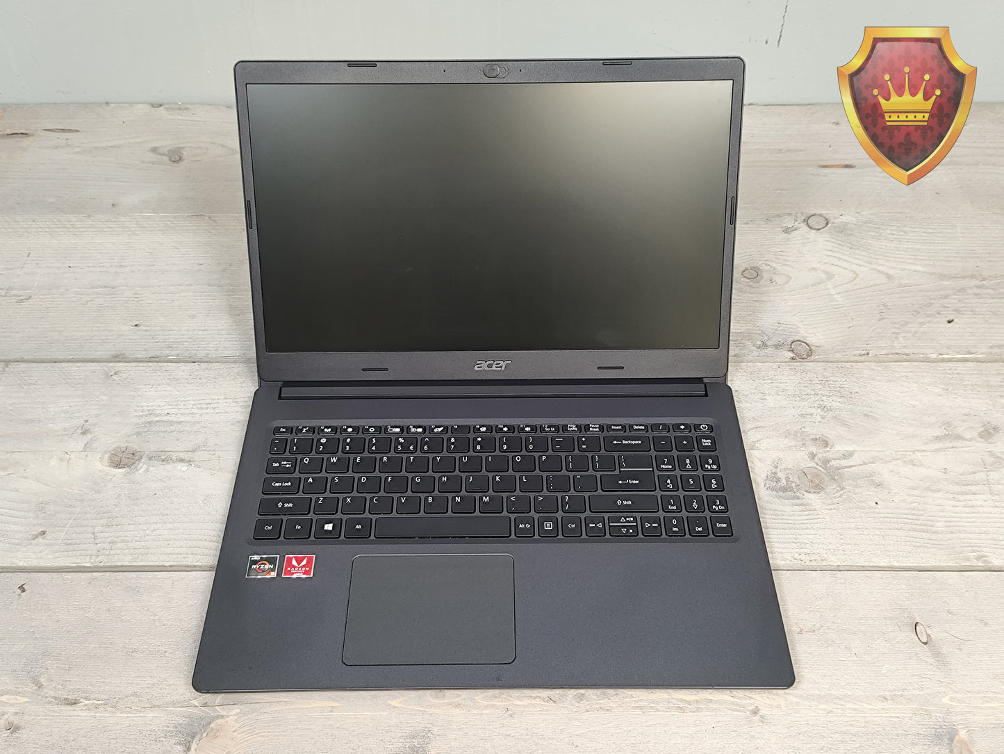 Acer Extensa 215-22 Ryzen 5 8GB 256GB SSD Vega 8 Graphics