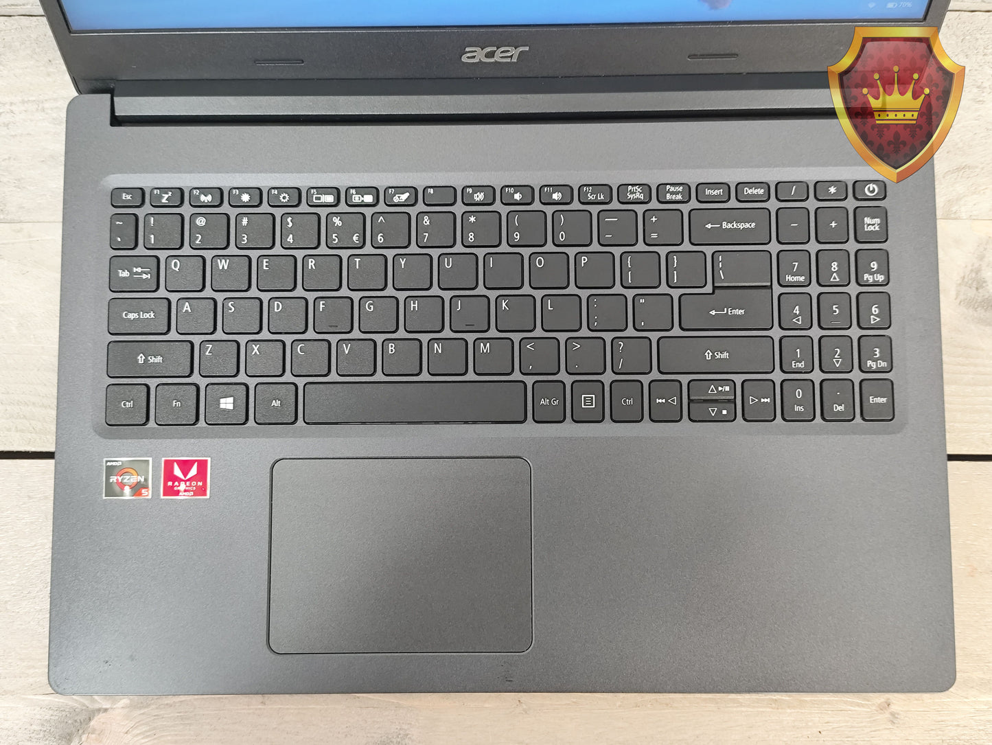 Acer Extensa 215-22 Ryzen 5 8GB 256GB SSD Vega 8 Graphics