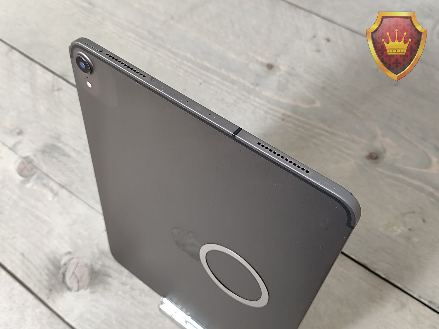 Apple iPad Pro 11-inch 1e Gen 512GB Wi-Fi + Cellular + Toetsenbord