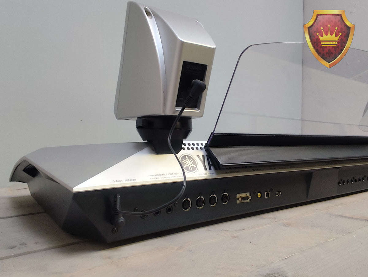 Yamaha Tyros2 Digital Workstation + Transporthoes en meer